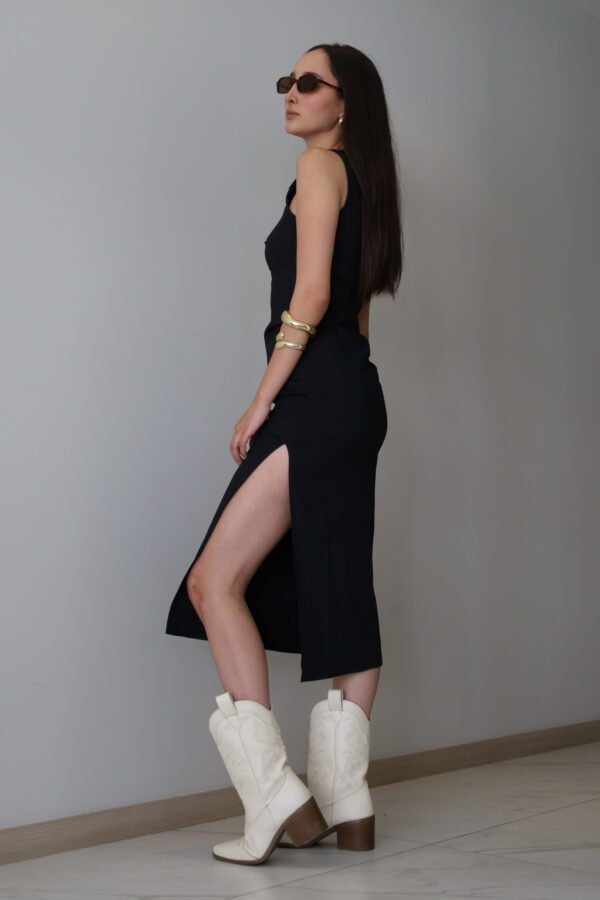 Mia's Dress