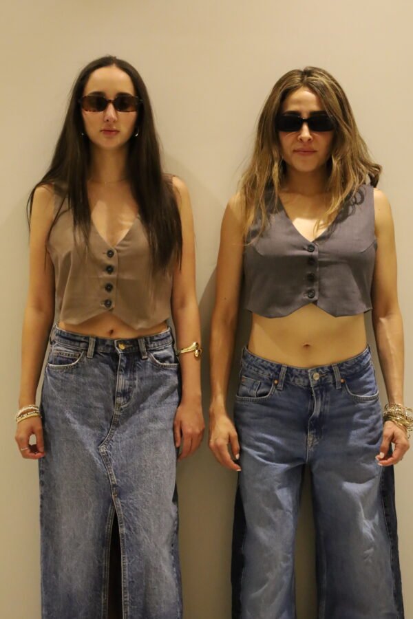 Crop-Top Vest